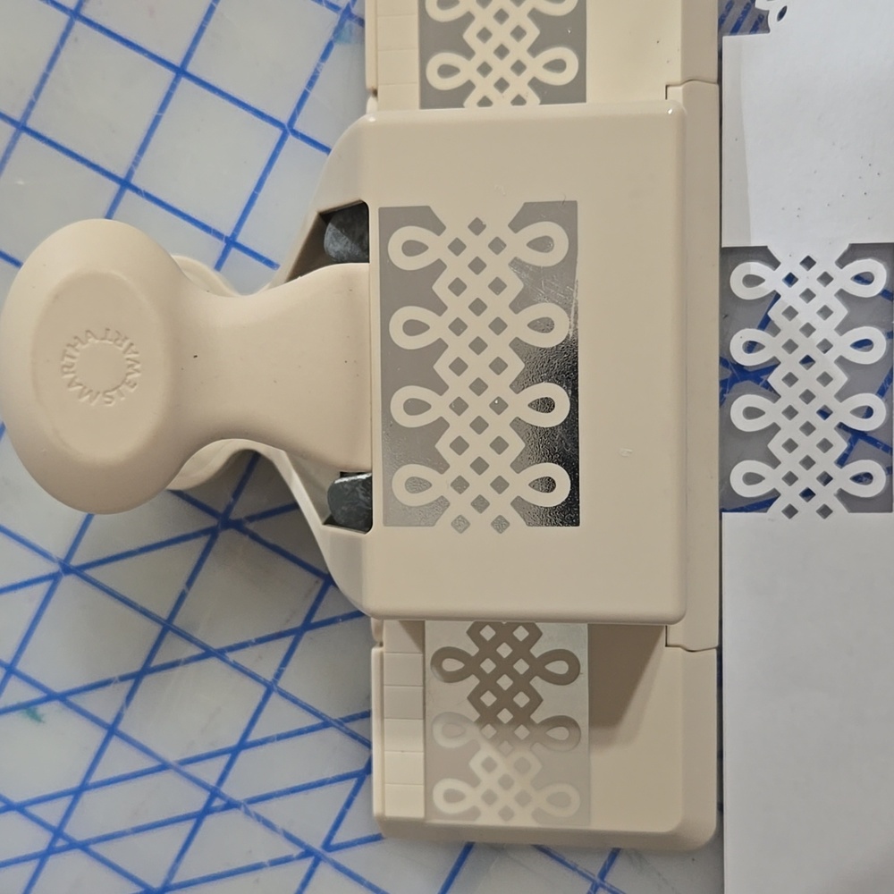 Martha Stewart Decorative Paper Punch